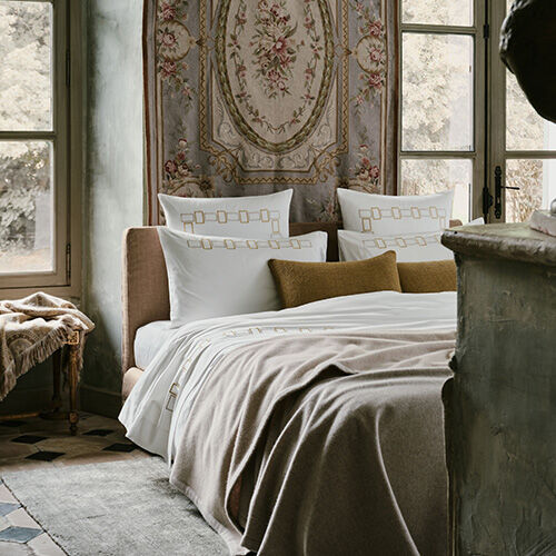 Bold Bicolor, Adventure, Cashmere Double